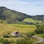 A 10 Minutos De San Sebastian בית נופש *