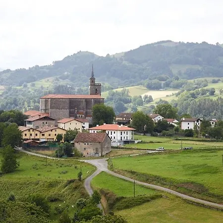 A 10 Minutos De San Sebastian *