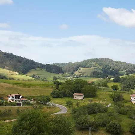 A 10 Minutos De San Sebastian Holiday home Asteasu